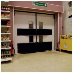 ArrowLine-Traffic-Door-Professional-2