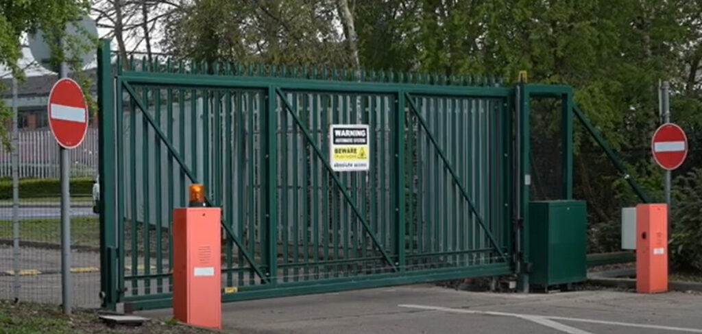 Finlays Security Gate